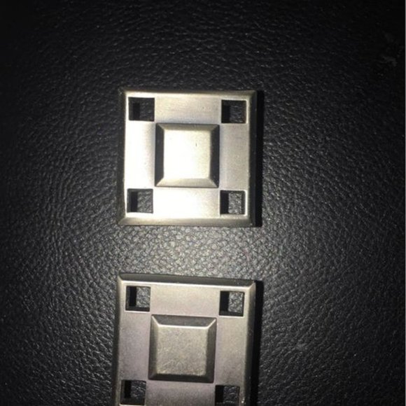 Cabinet Knobs - Picture 4 of 5